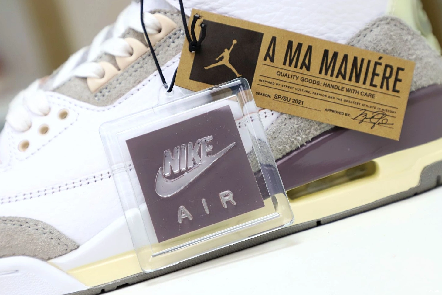 AIR X JORDAN WMNS 3 MANIÉRE 0109